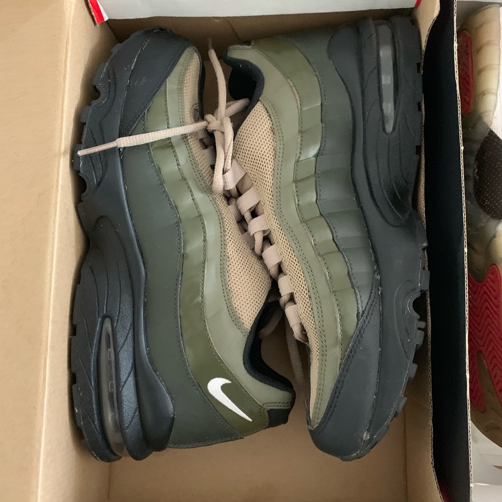 Nike air max’s